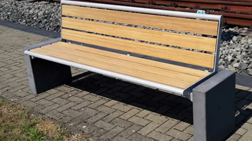 Banc d'extérieur GLORIA en acier inoxydable, acier, bois, béton et plastique recyclé, photo 3