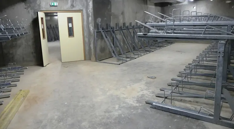Local vélos pour immeuble de bureaux à Euralille, photo 2